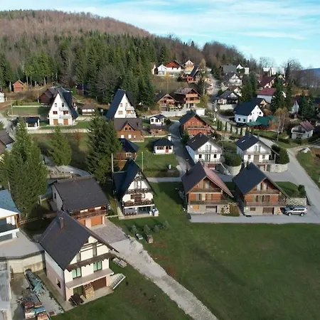 Mountain House Centar Pridolci Holiday home
